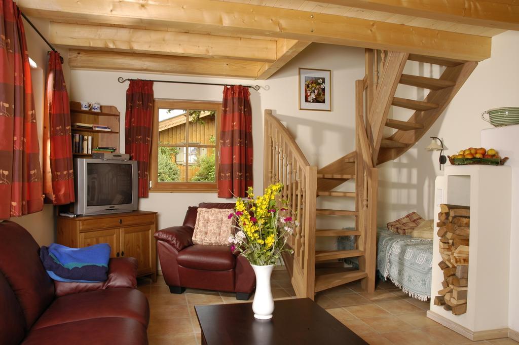 Lenzenbauer Ferienhaus *